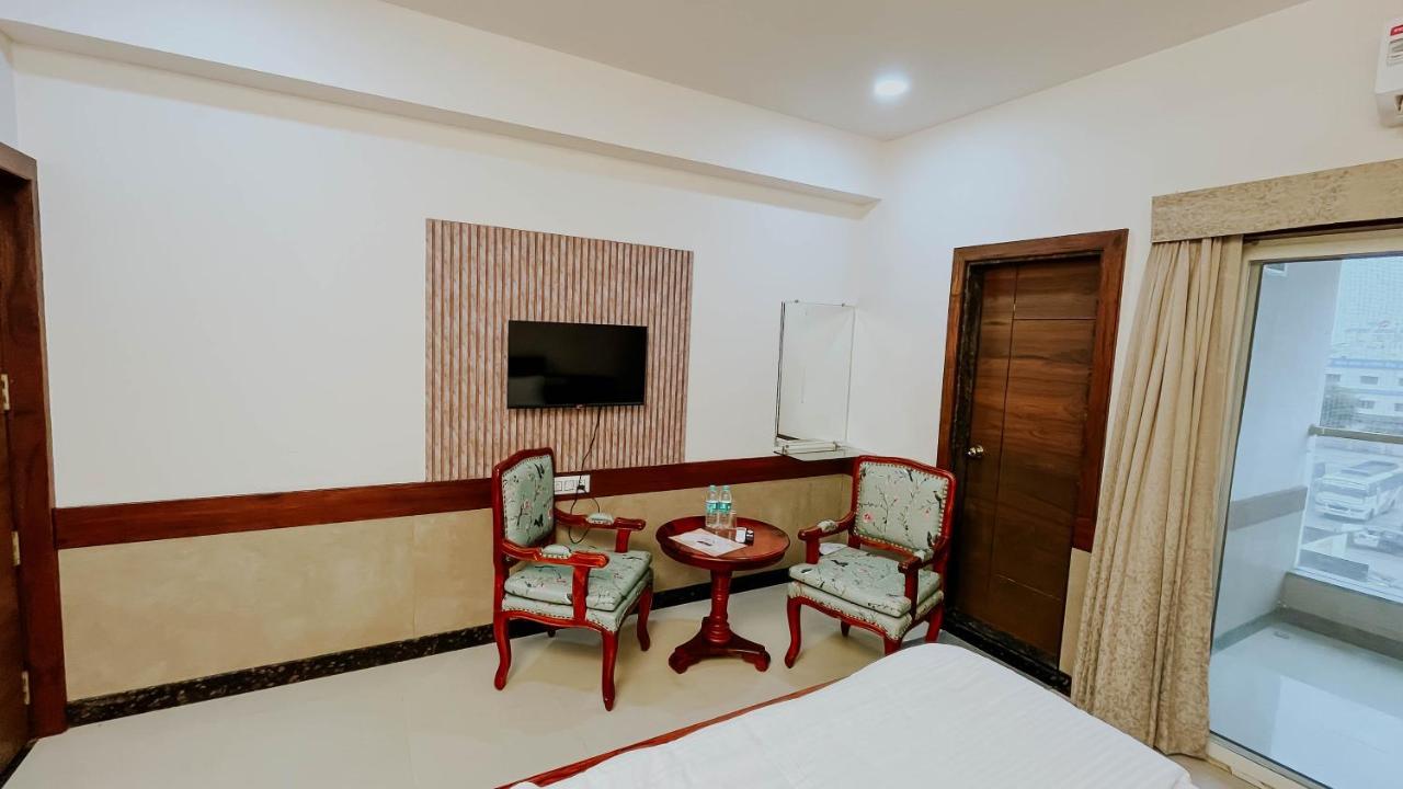 Hotel Tirth By Sonu'S Ujjain Exterior foto